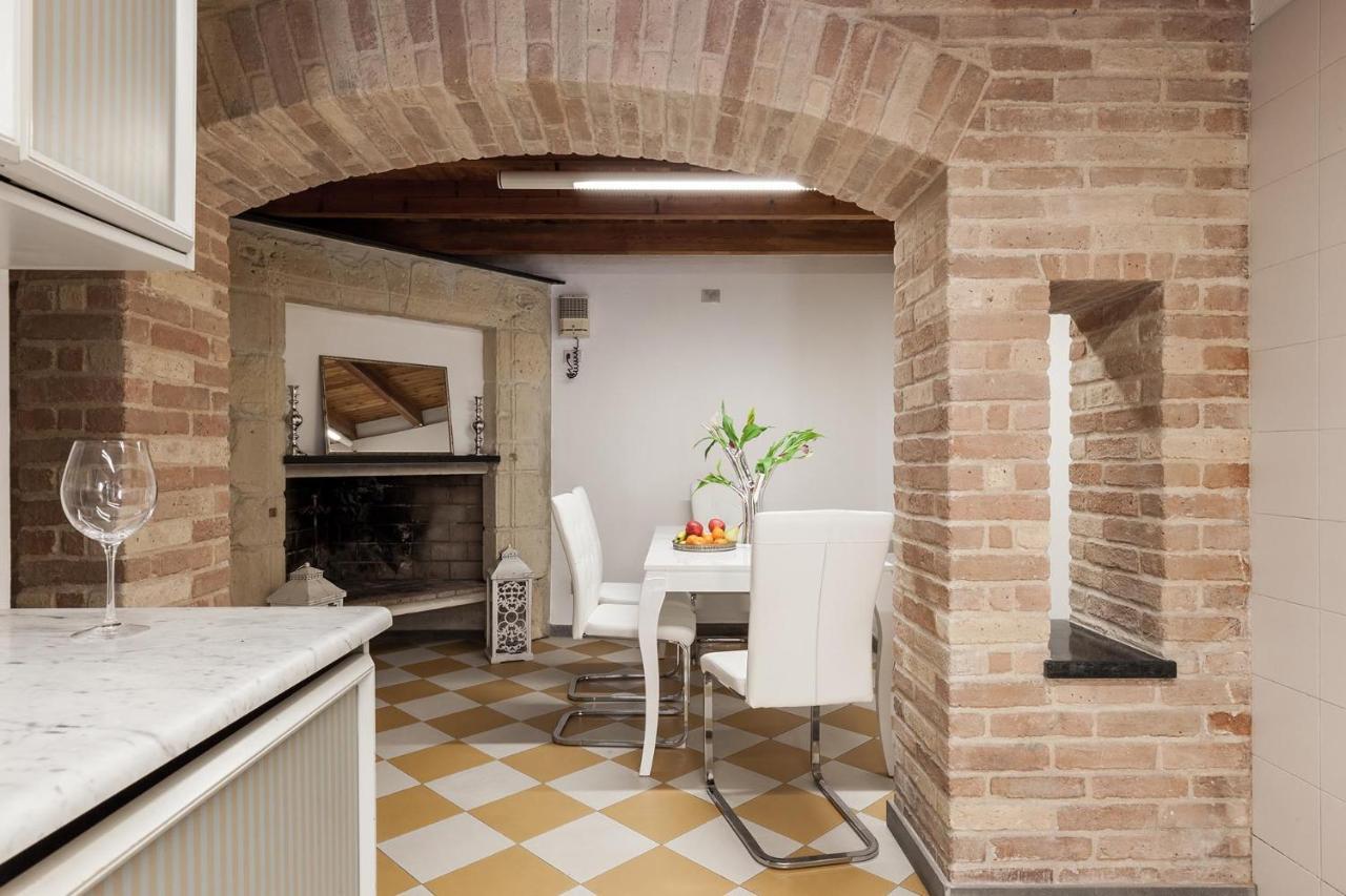 San Giacomo Rooms カリアリ エクステリア 写真