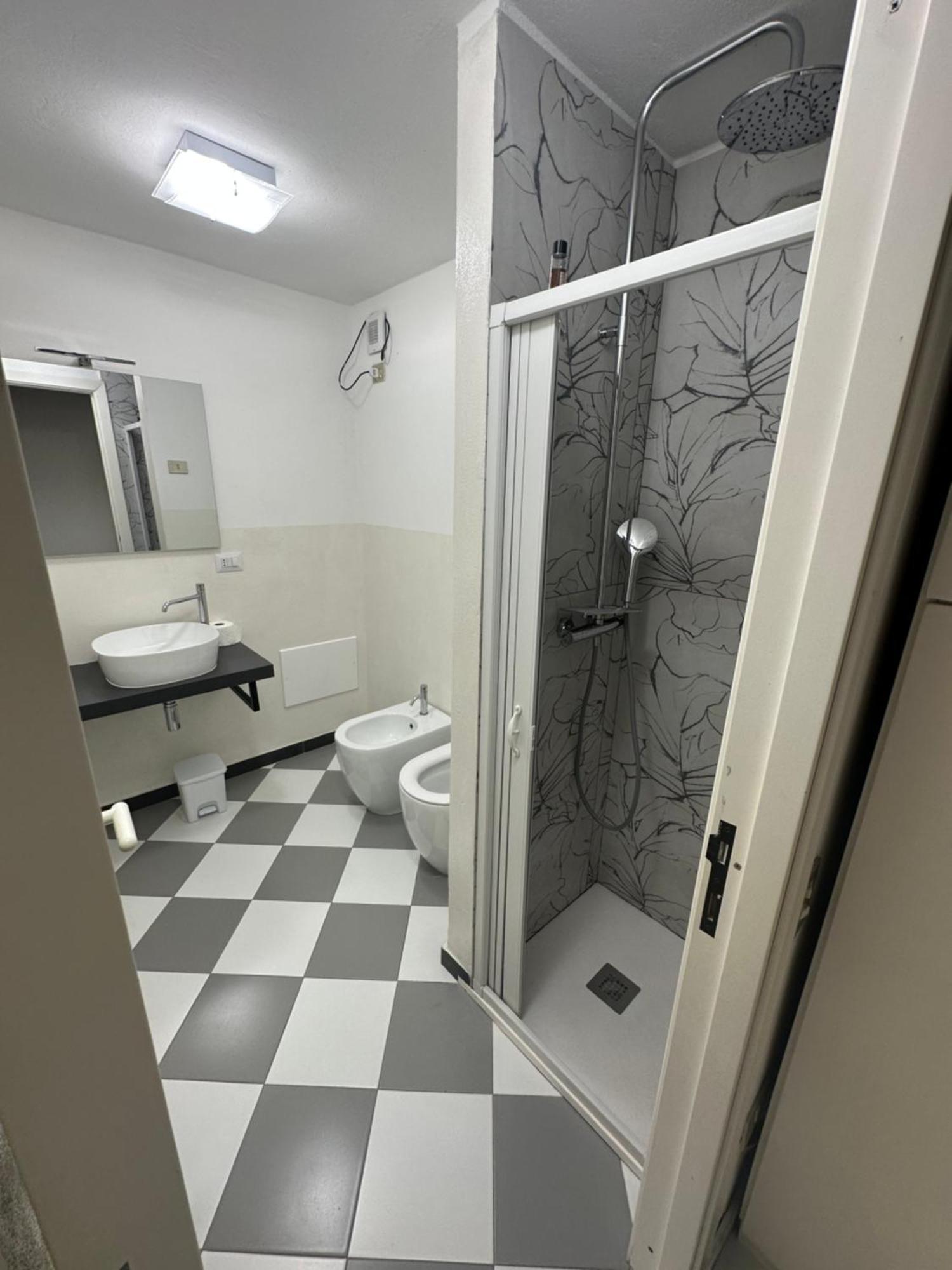 San Giacomo Rooms カリアリ エクステリア 写真